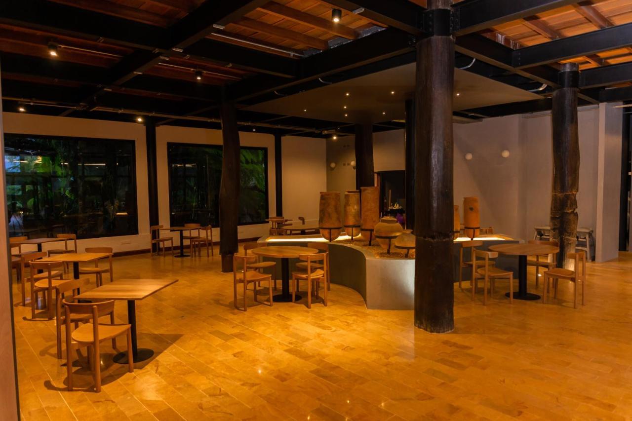 Termales El Otono Hotell La Enea Exteriör bild The interior of the restaurant