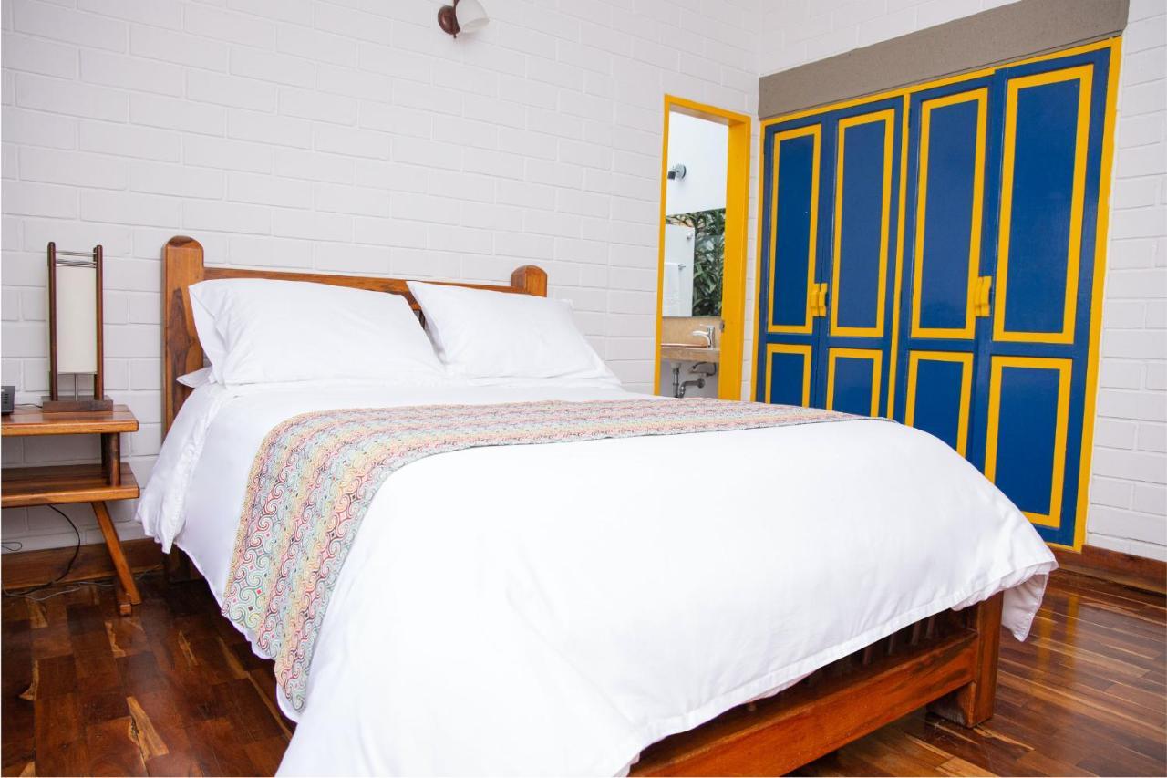 Termales El Otono Hotell La Enea Exteriör bild A bedroom at the hotel